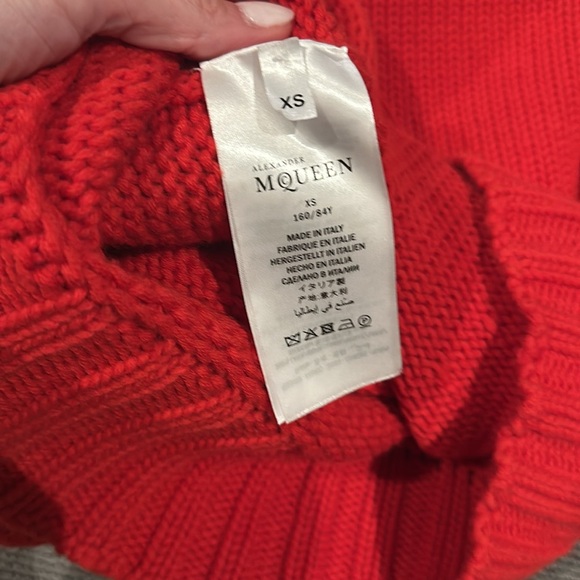 Alexander McQueen red elbow zip high low wool sweater 2018 - Picture 13 of 16